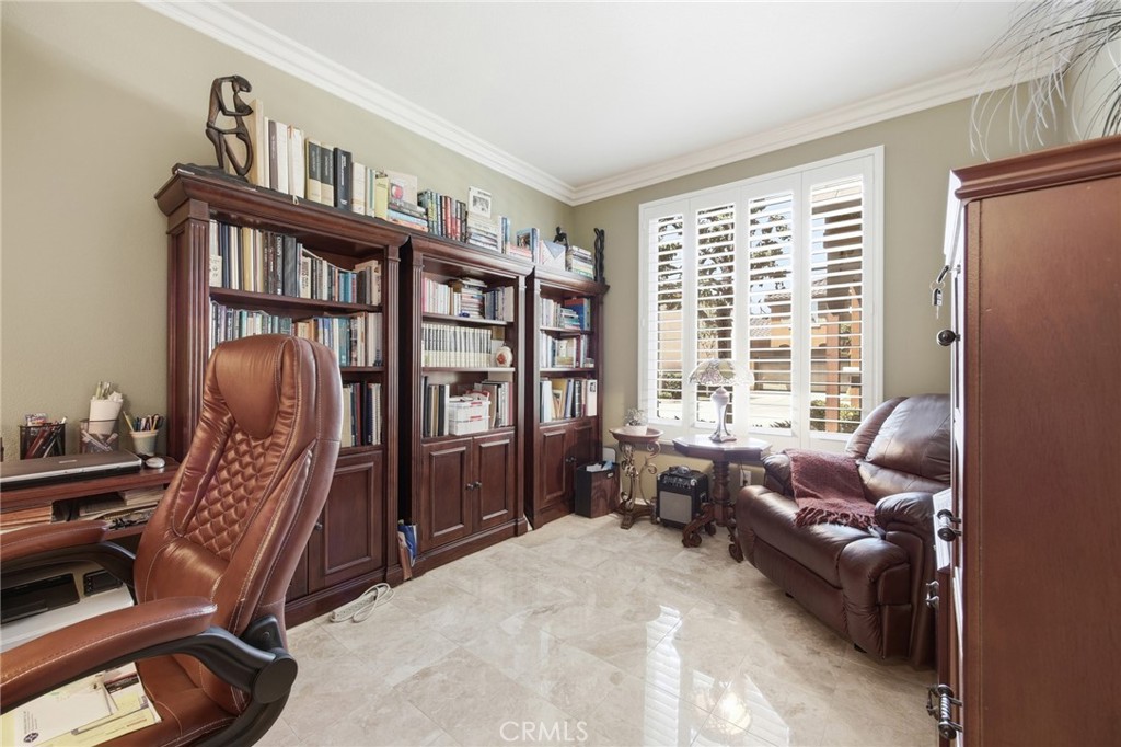 3677 W Chapman Property Photo 26