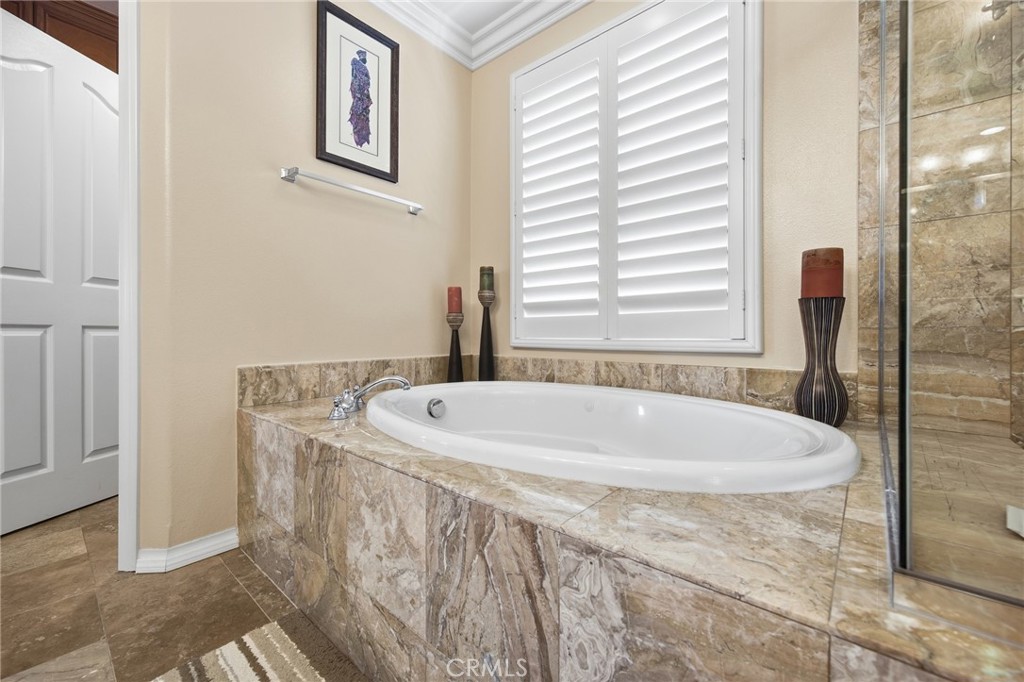 3677 W Chapman Property Photo 43