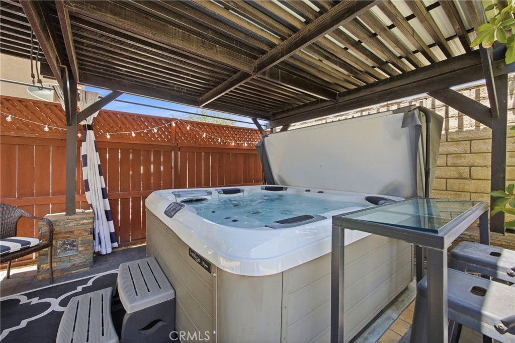 3677 W Chapman Property Photo 45