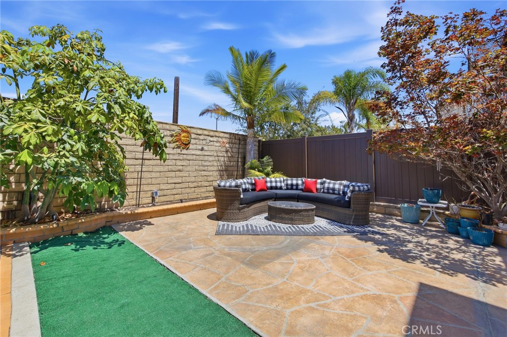 3677 W Chapman Property Photo 48