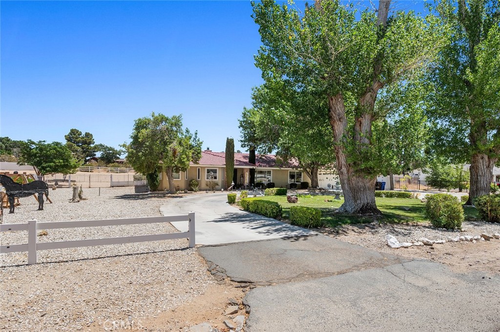 15093 Mandan Property Photo 2