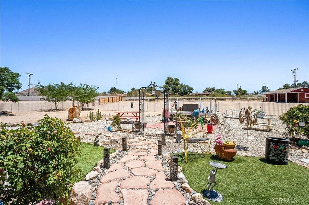 15093 Mandan Property Photo 36