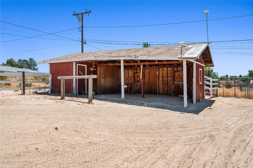 15093 Mandan Property Photo 43