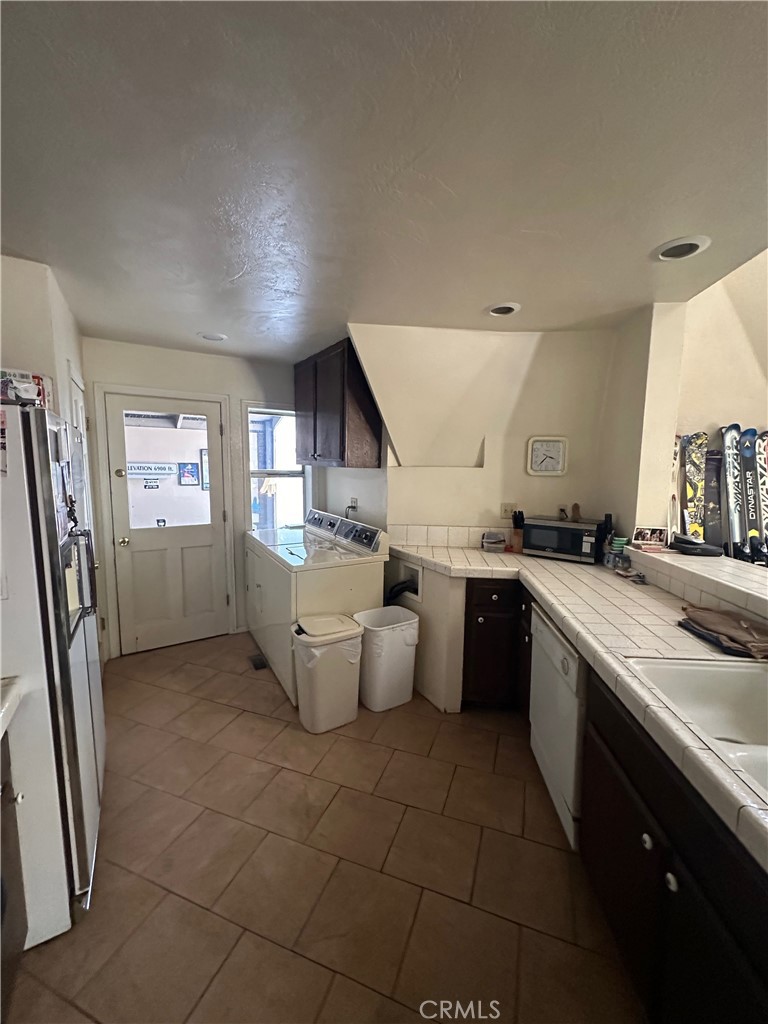 600 Summit Boulevard A Property Photo 25