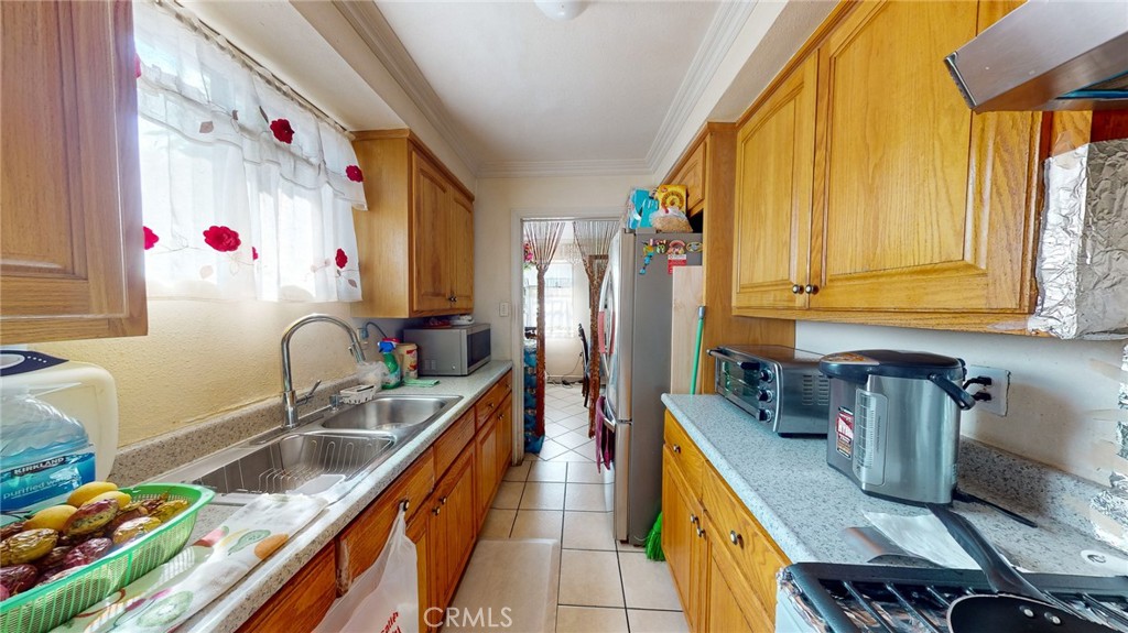 1715 E 65th Street Property Photo 34