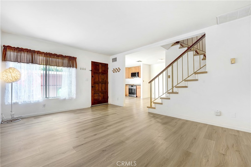 7301 Lennox Avenue D13 Property Photo 6