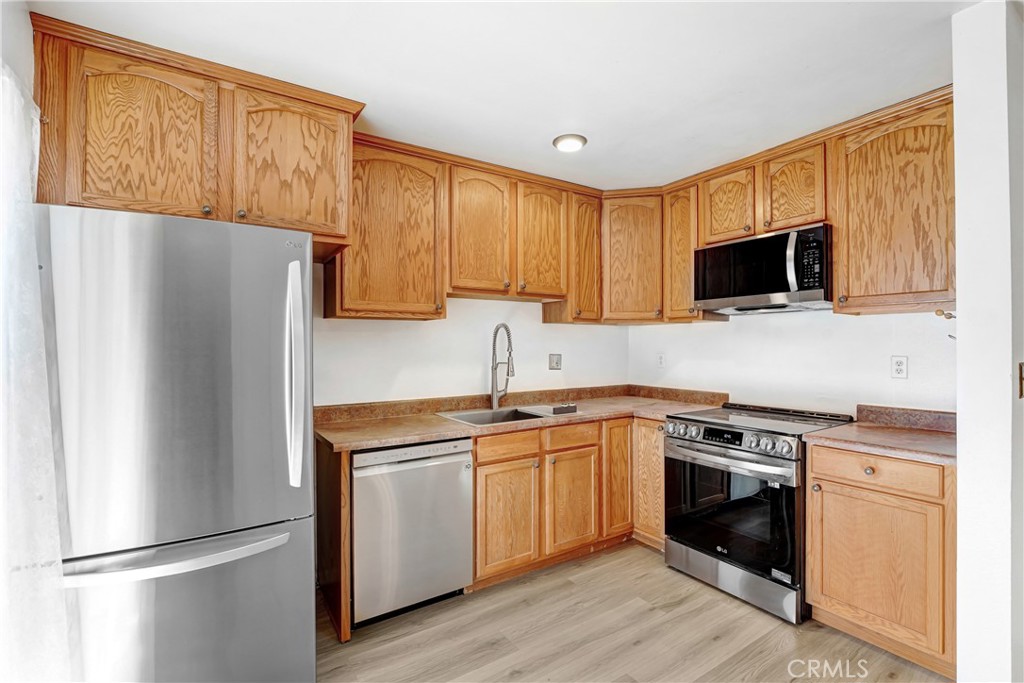 7301 Lennox Avenue D13 Property Photo 7