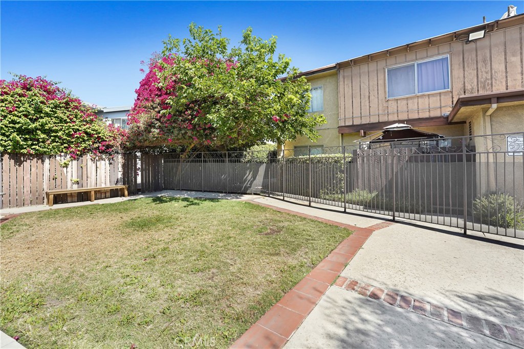 7301 Lennox Avenue D13 Property Photo 17