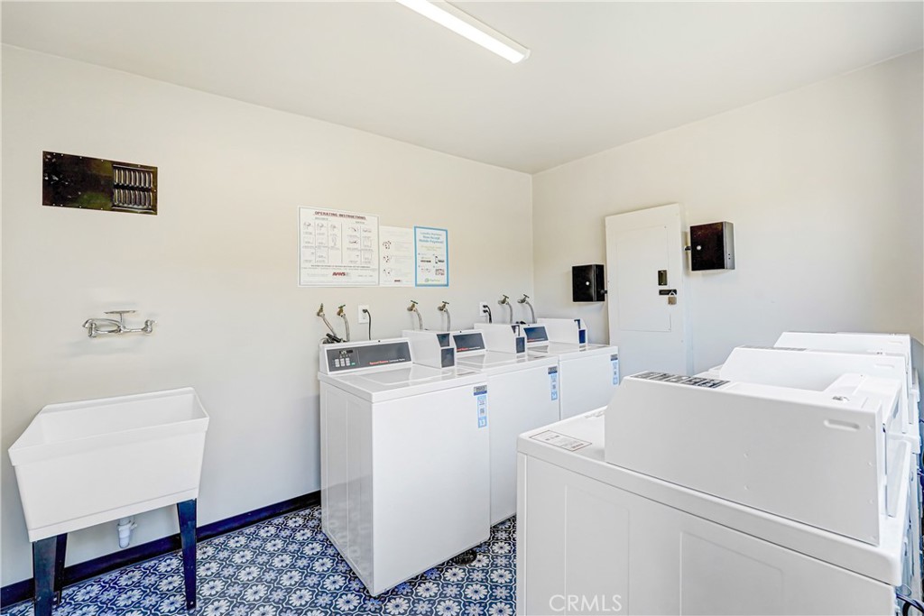 7301 Lennox Avenue D13 Property Photo 18