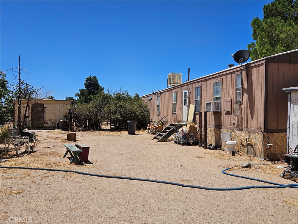 11625 Center St Property Photo 2