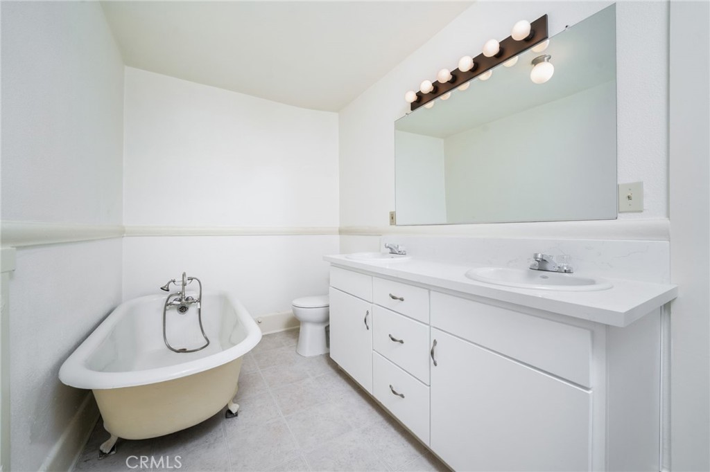 2382 Bonita Avenue Property Photo 18