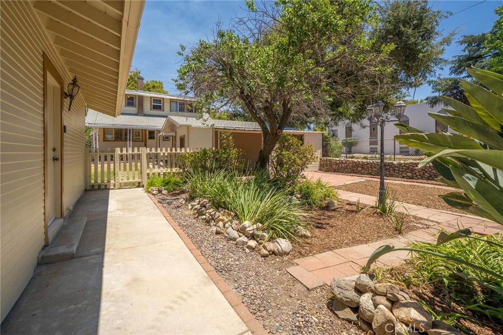 2382 Bonita Avenue Property Photo 44