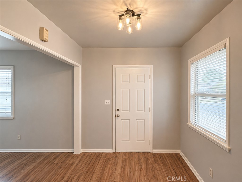 664 S Eremland Drive Property Photo 3