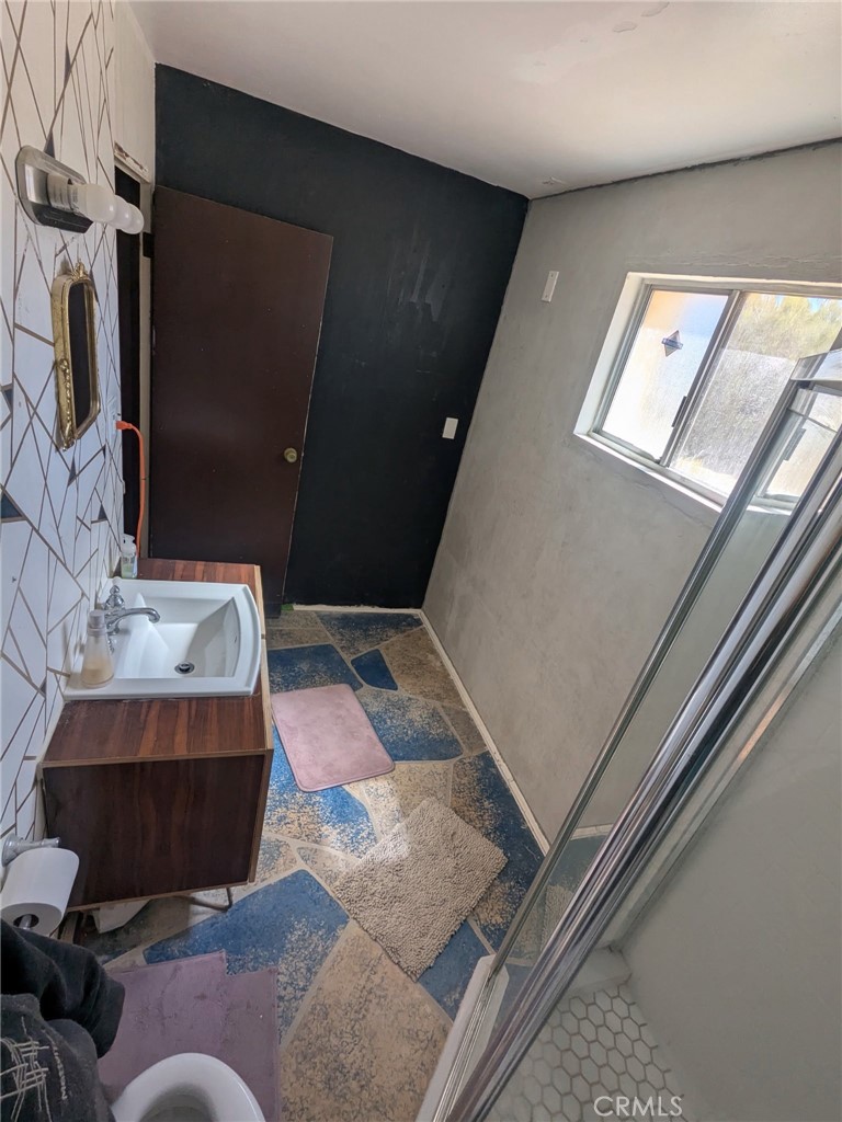 7054 Dryden Property Photo 15