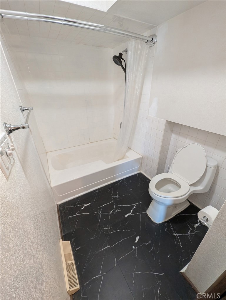 7054 Dryden Property Photo 23