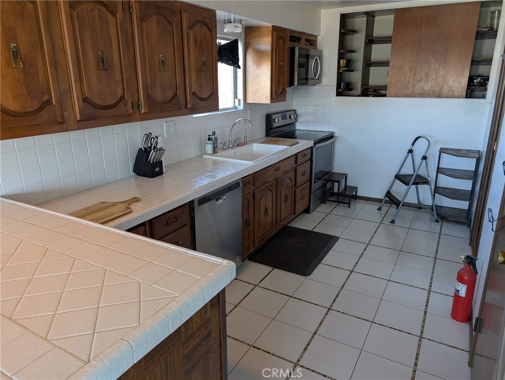 7054 Dryden Property Photo 25