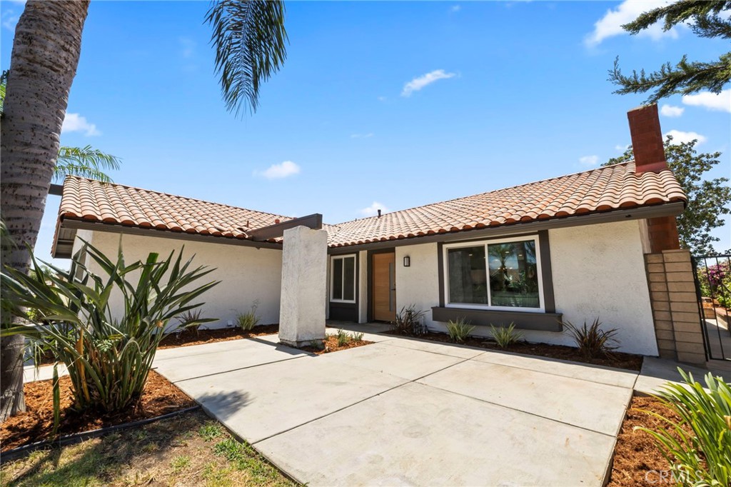 2614 Virginia Way Property Photo 3