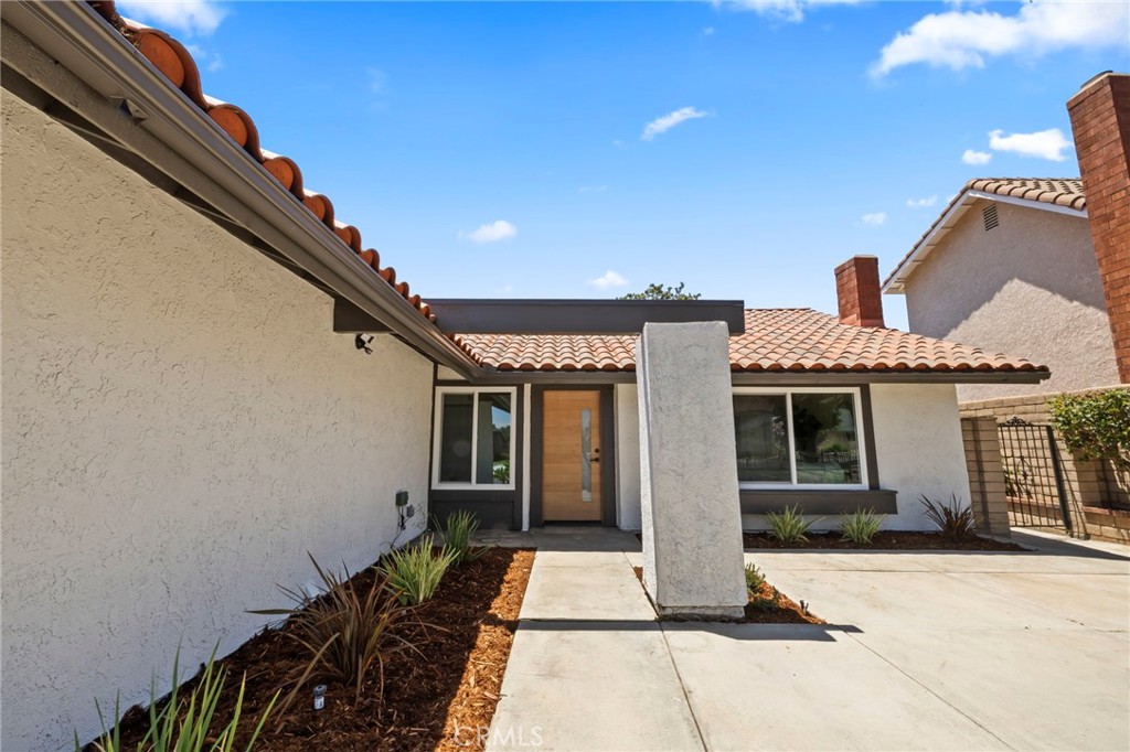 2614 Virginia Way Property Photo 4