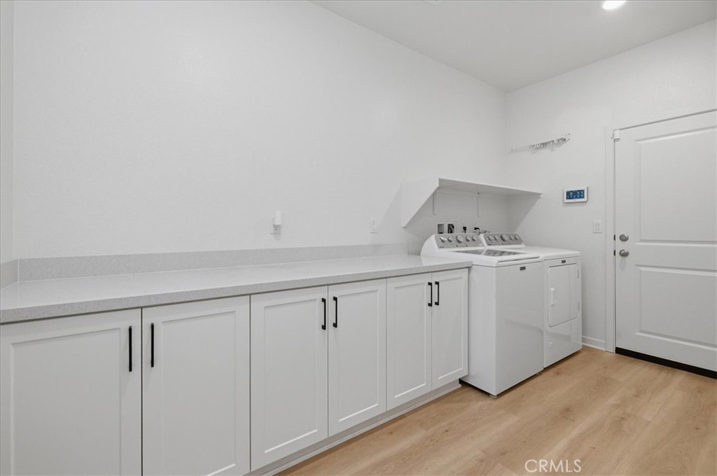 4208 Oak Property Photo 19
