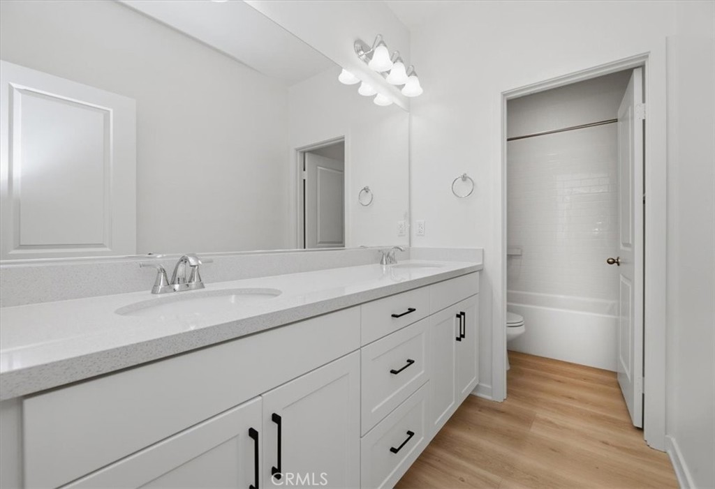 4208 Oak Property Photo 29