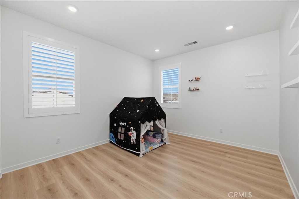 4208 Oak Property Photo 31