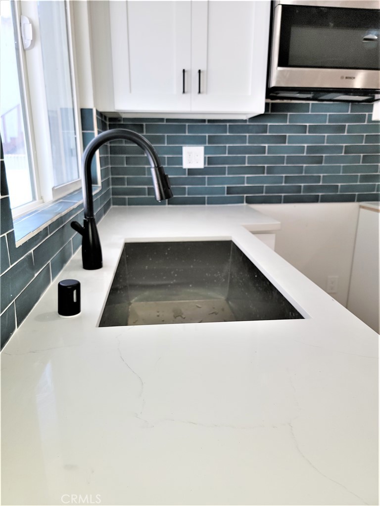 7040 3rd Property Photo 14
