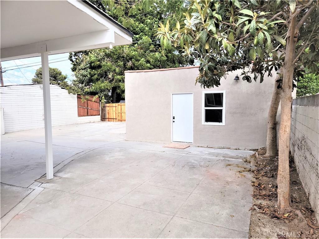7040 3rd Property Photo 18