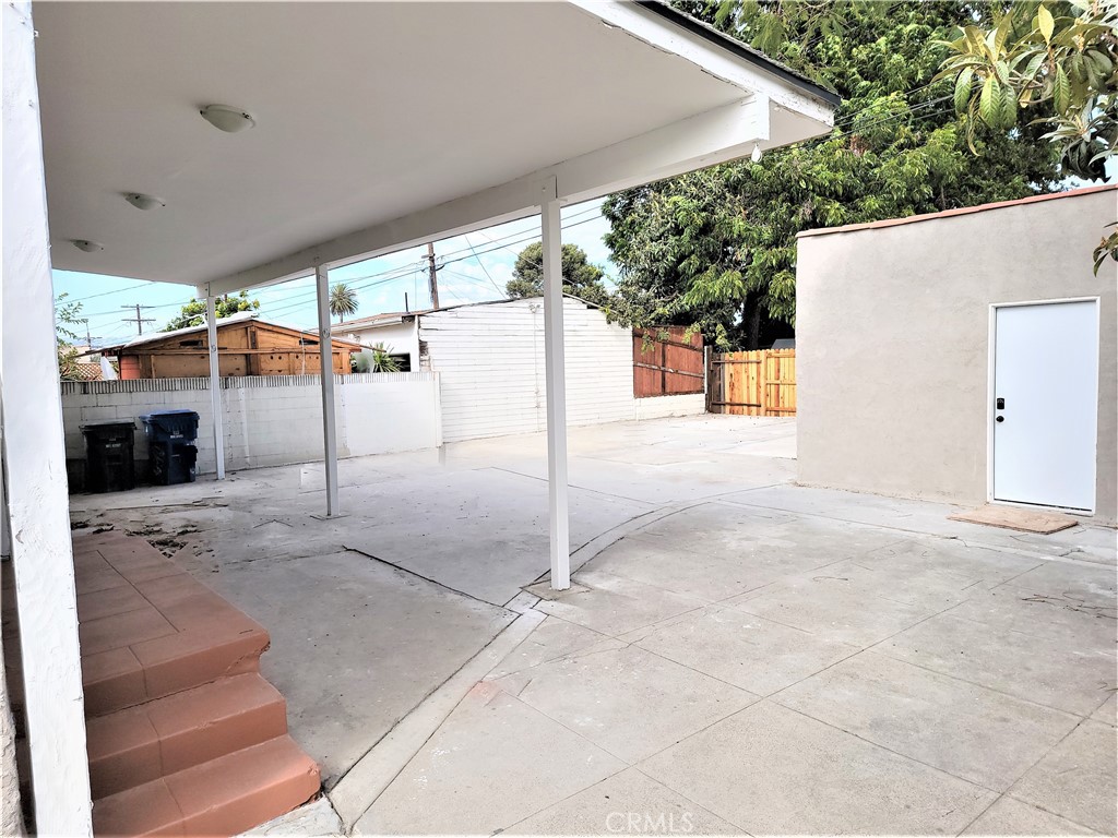 7040 3rd Property Photo 19