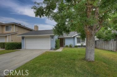 28679 Strathmore Property Photo 2