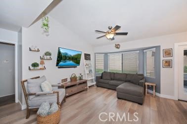 28679 Strathmore Property Photo 4