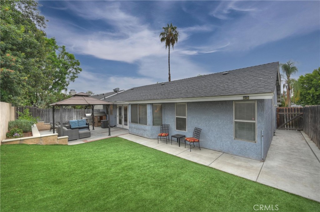 28679 Strathmore Property Photo 23