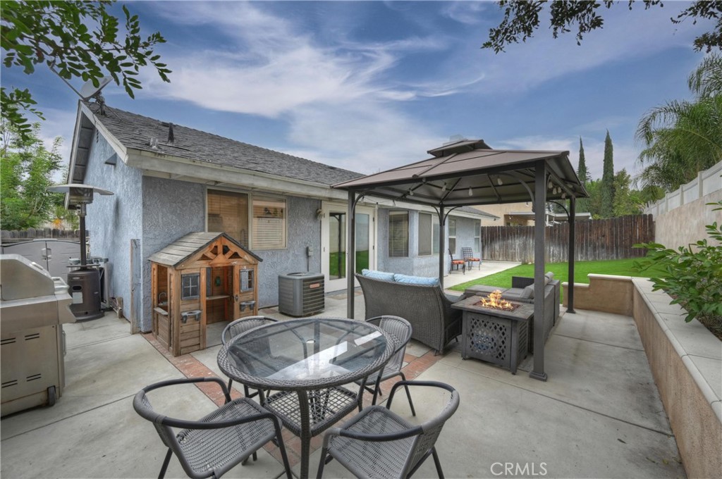 28679 Strathmore Property Photo 24
