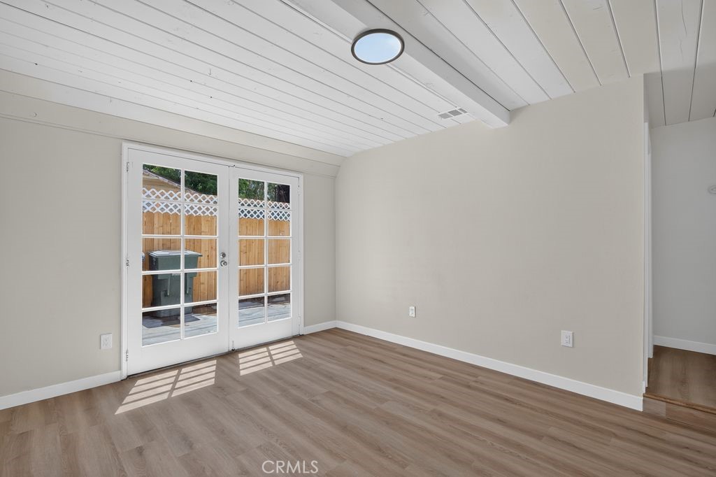 416 N Monterey Property Photo 13