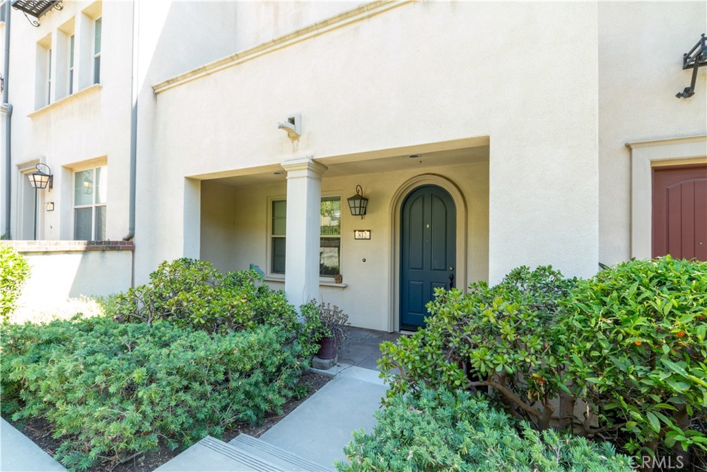 812 Citrus Court Property Photo 2