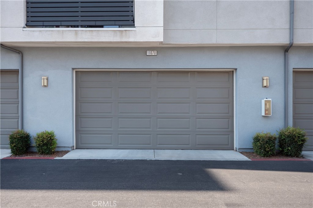 11070 Cabana Drive Property Photo 3