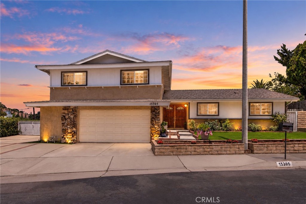 15305 Sonnet Property Photo 1
