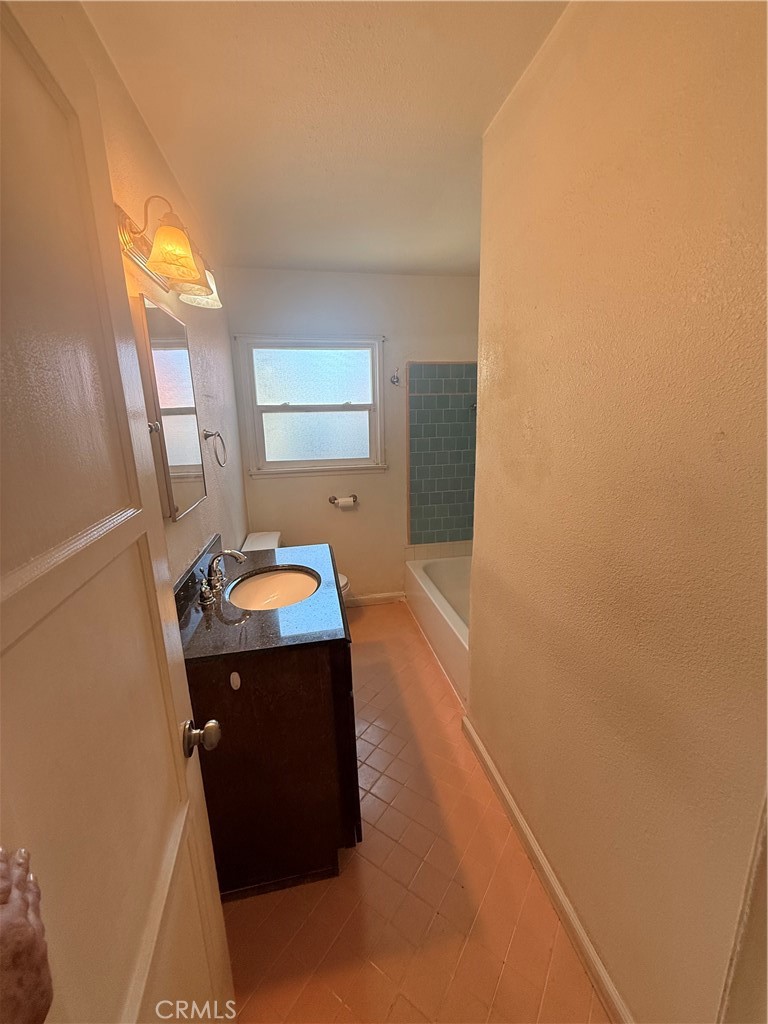 10208 Colima Property Photo 7