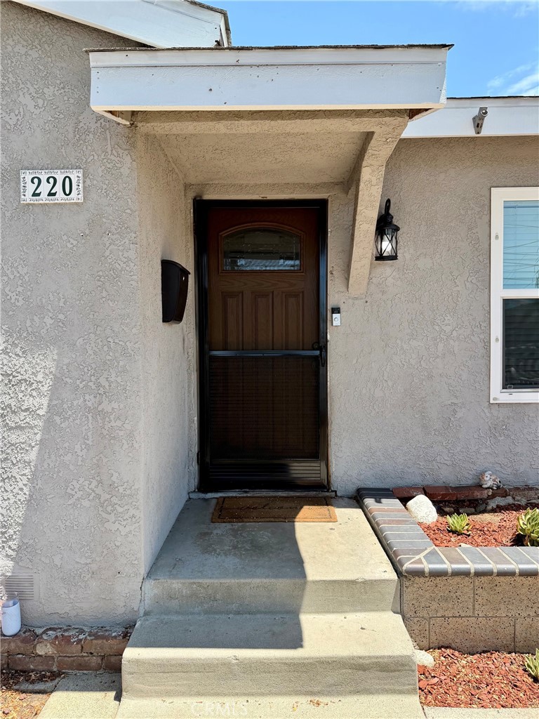 220 N Orange Avenue Property Photo 17