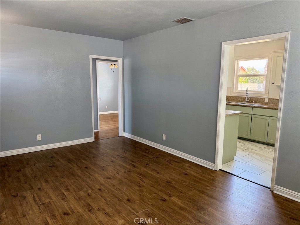 220 N Orange Avenue Property Photo 22