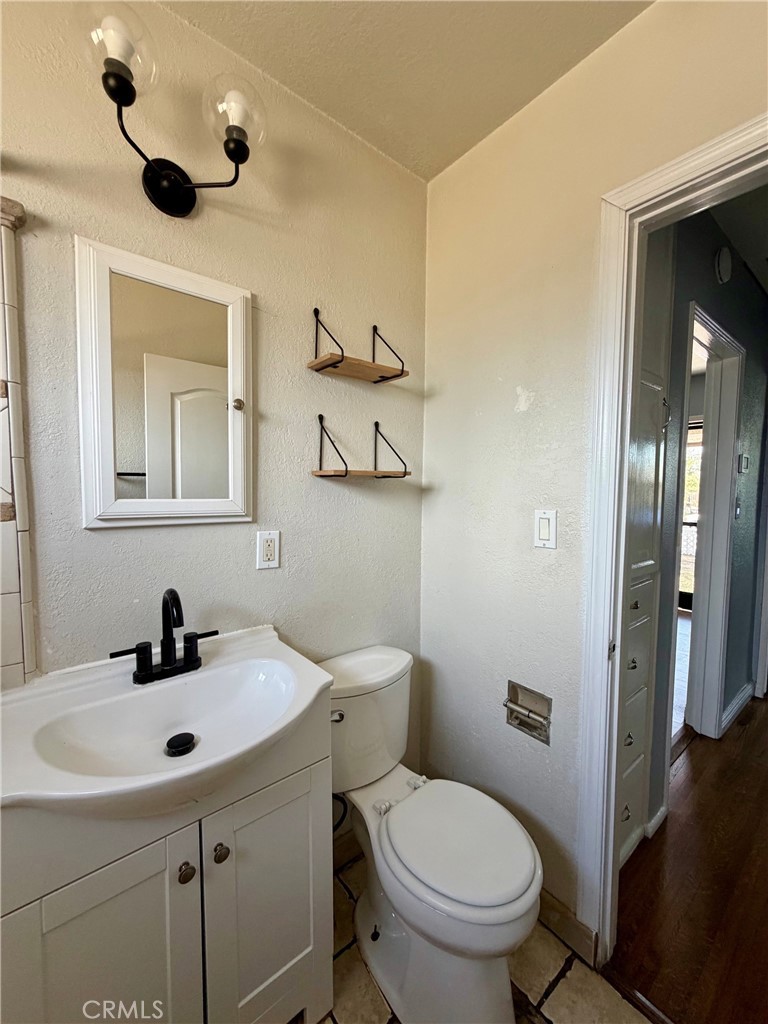 220 N Orange Avenue Property Photo 39