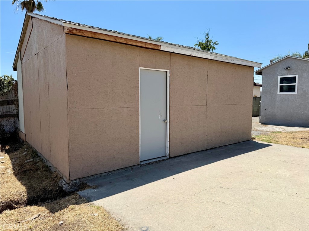 220 N Orange Avenue Property Photo 58