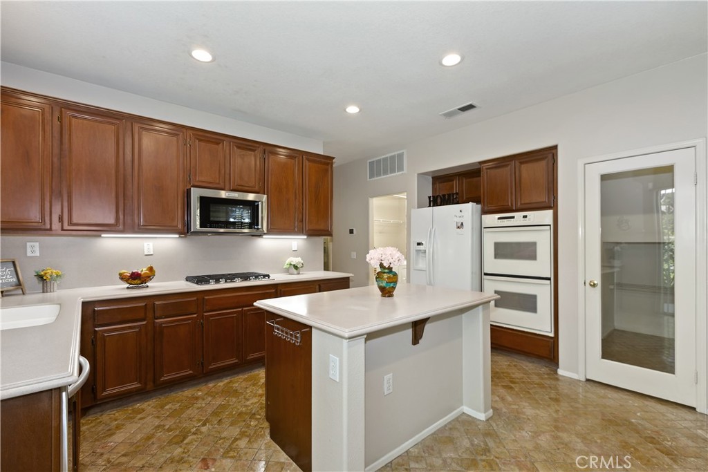 7340 Legacy Property Photo 13