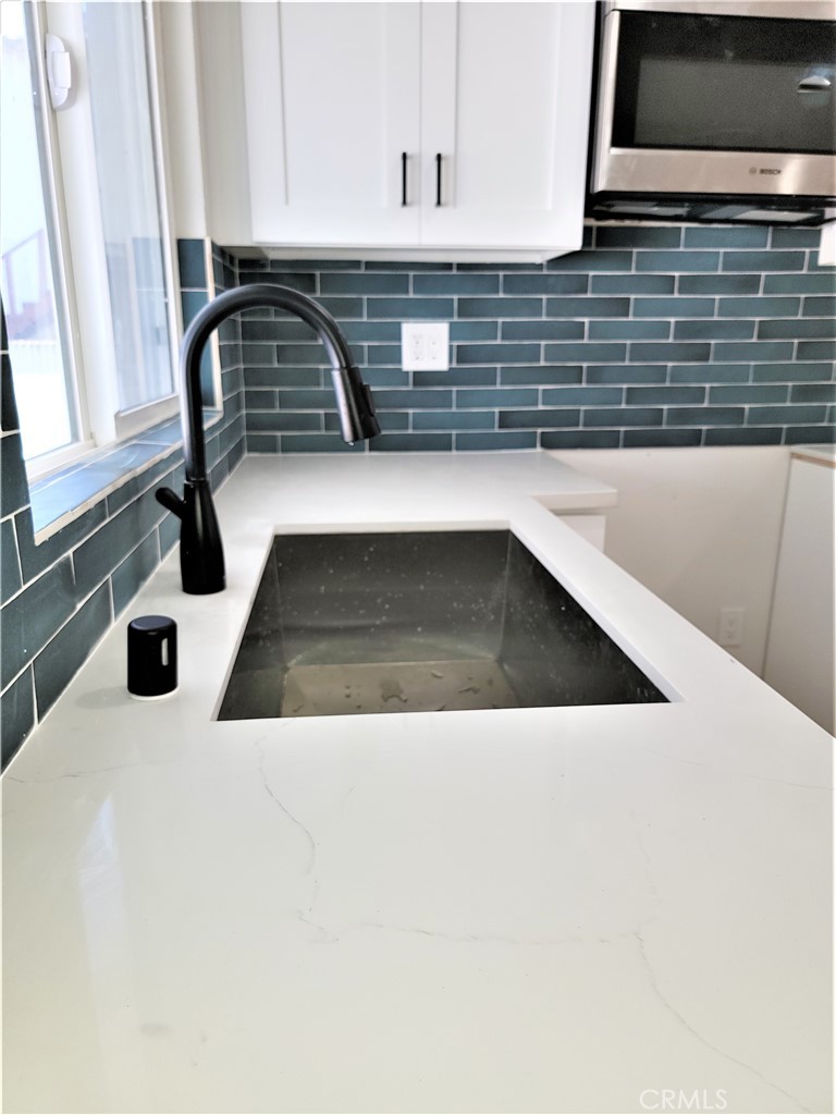 7040 3rd Property Photo 14