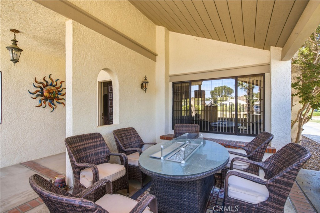 14779 Greenbriar Property Photo 6