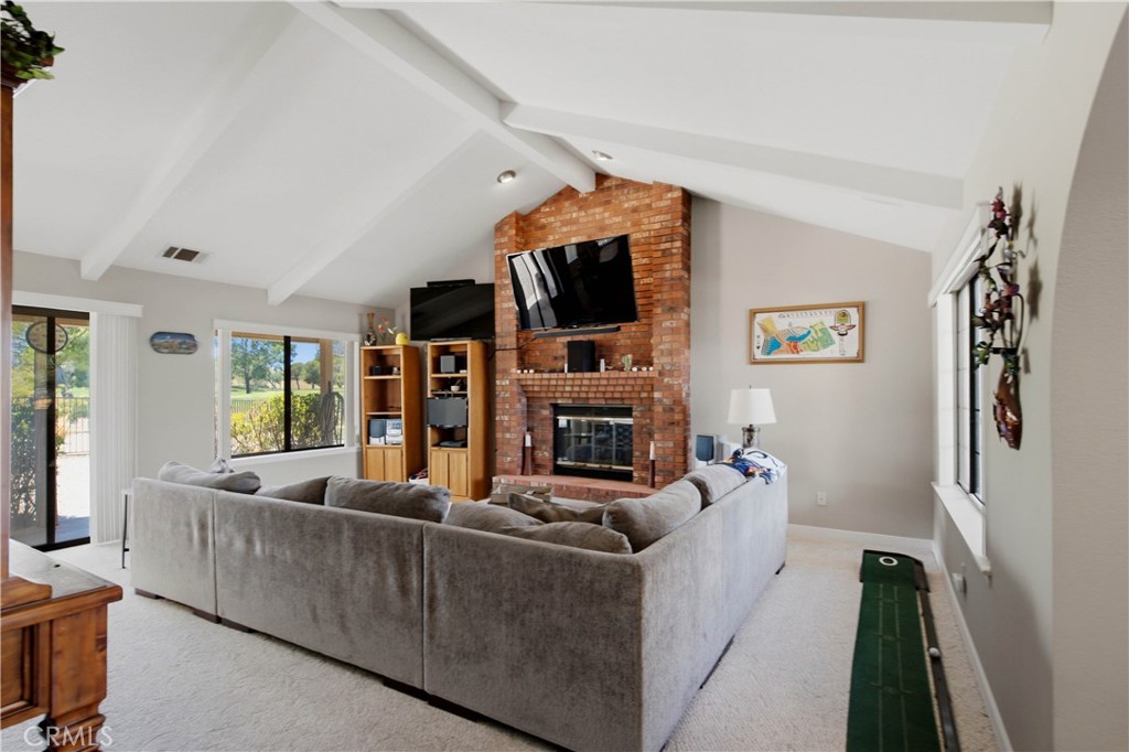 14779 Greenbriar Property Photo 8