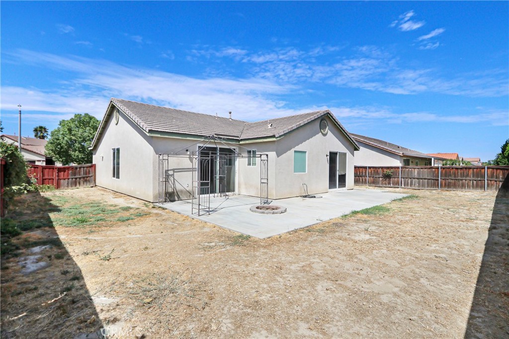 877 Peaceful Lane Property Photo 18