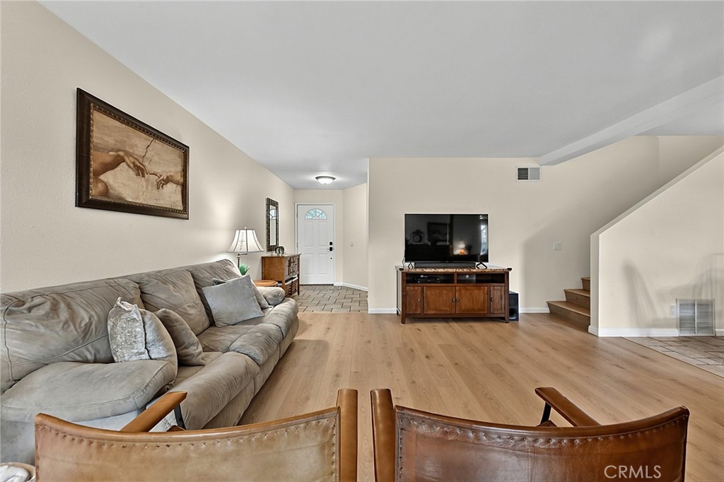2245 Smoke Tree Lane Property Photo 16