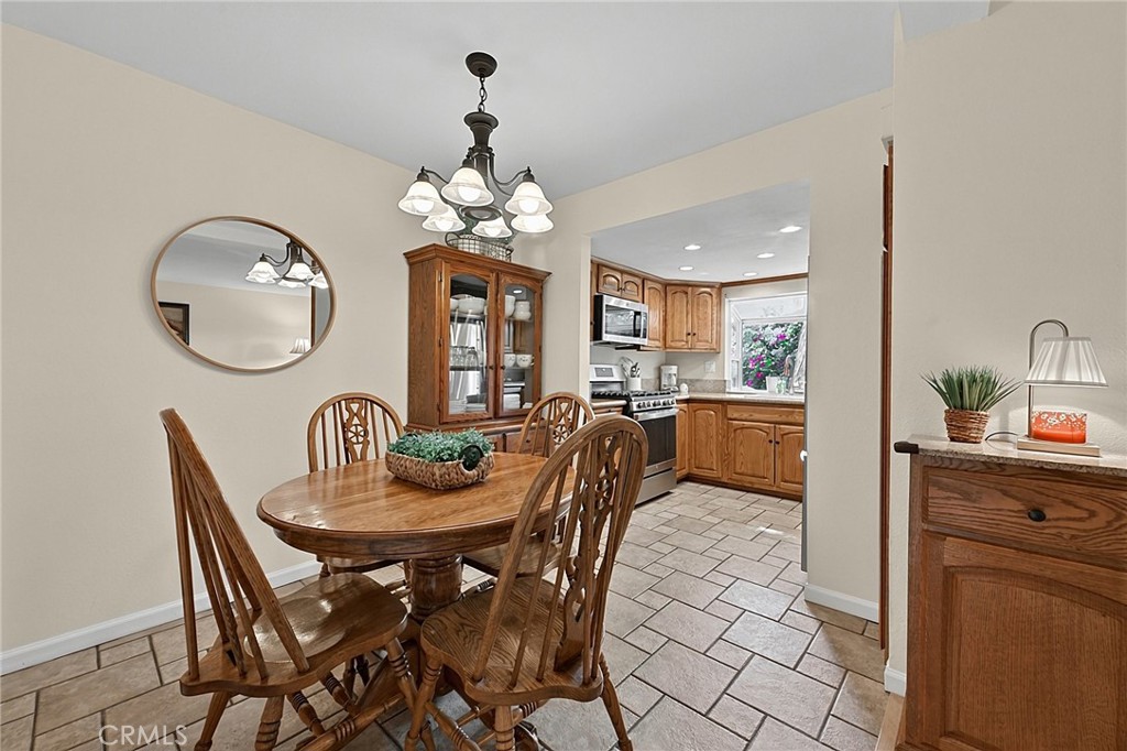 2245 Smoke Tree Lane Property Photo 23