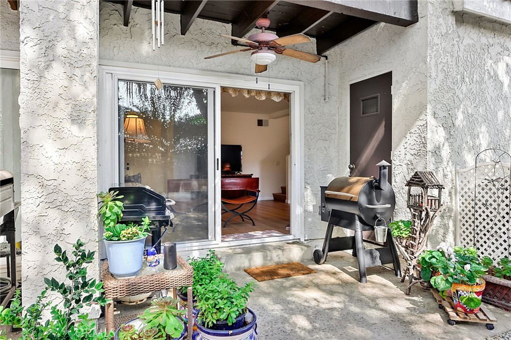 2245 Smoke Tree Lane Property Photo 42