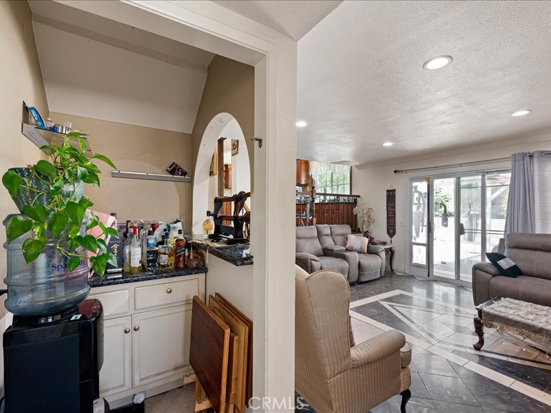 10306 Victoria Street Property Photo 10